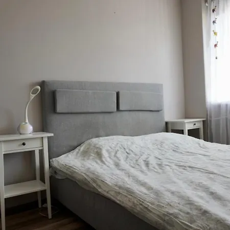 4 For 7 People Near Lauluvaljak شقة تالين